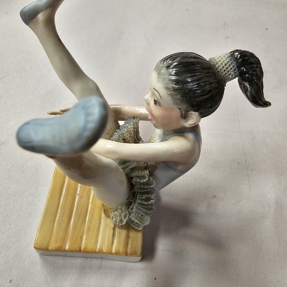 Irish dresden figurine - Picture 2 of 9